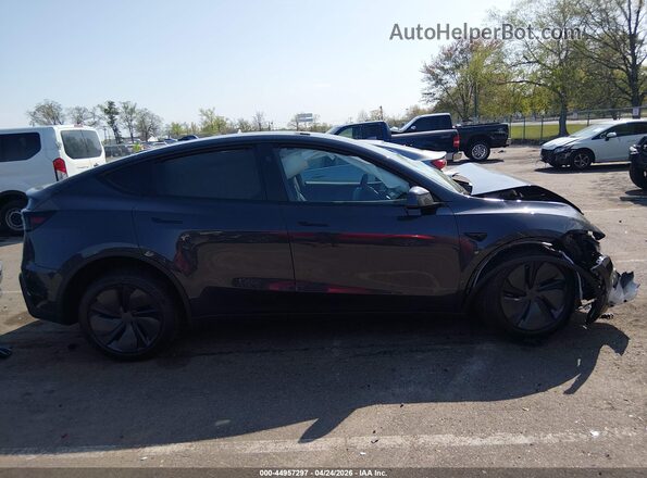 7SAYGDEE1TA672262 2026 TESLA MODEL Y Gray ხელსაწყოთა პანელის ხედი