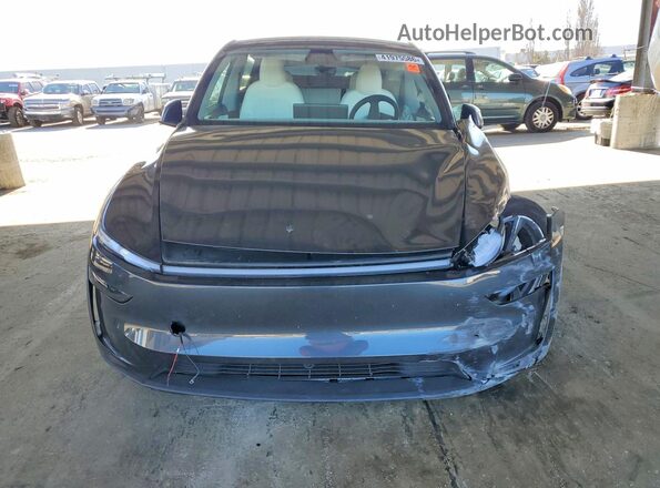7SAYGDEE1TF541867 2026 TESLA MODEL Gray Front view