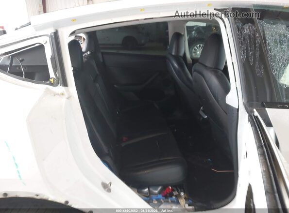 7SAYGDEE2NA022858 2022 TESLA MODEL Y Белый Вид наклейки с VIN-кодом
