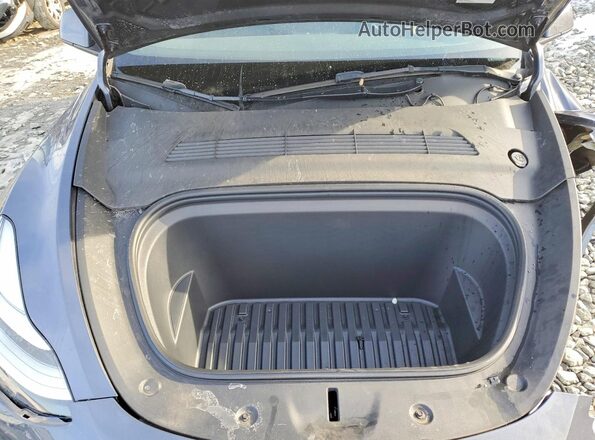 7SAYGDEE2PA149175 2023 TESLA MODEL Charcoal Vista del compartimento del motor