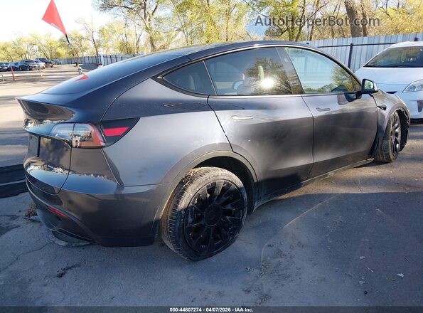 7SAYGDEE2PF840015 2023 TESLA MODEL Y Gray Հետևի աջ