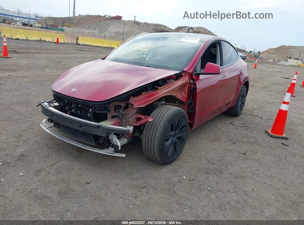 7SAYGDEE2SF287696 2025 TESLA MODEL Y Красный Передняя левая четверть