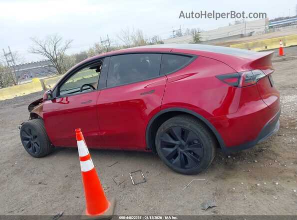 7SAYGDEE2SF287696 2025 TESLA MODEL Y Красный Панорамный вид салона 360°