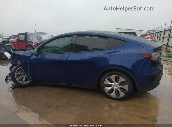 7SAYGDEE3NF384927 2022 TESLA MODEL Y Blue 
