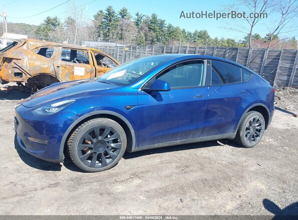 7SAYGDEE3NF481433 2022 TESLA MODEL Y Blue Սալոնի 360 աստիճան տեսք