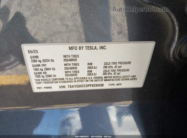 7SAYGDEE3PF828438 2023 TESLA MODEL Y Gray Engine compartment view