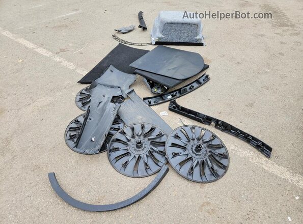 7SAYGDEE3PF842274 2023 TESLA MODEL Charcoal Widok naklejki z numerem VIN