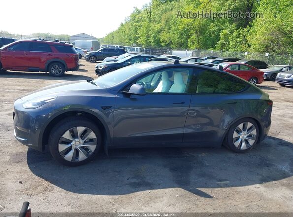 7SAYGDEE3PF860564 2023 TESLA MODEL Y Серый 