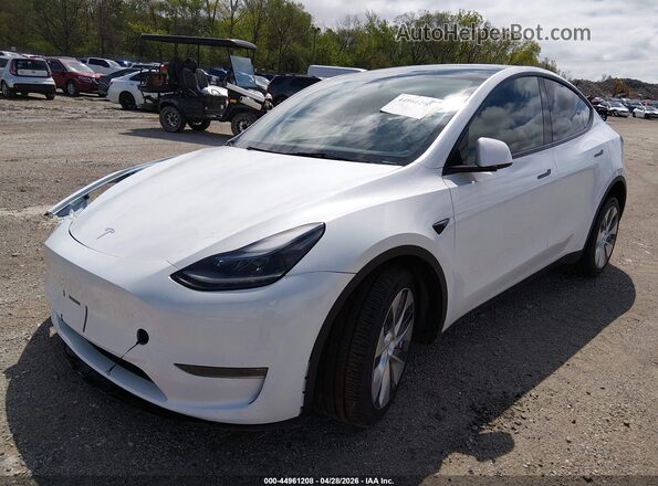 7SAYGDEE3RA256013 2024 TESLA MODEL Y White Przód lewy
