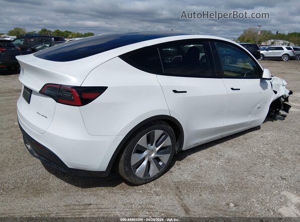 7SAYGDEE3RA256013 2024 TESLA MODEL Y White Tył prawy