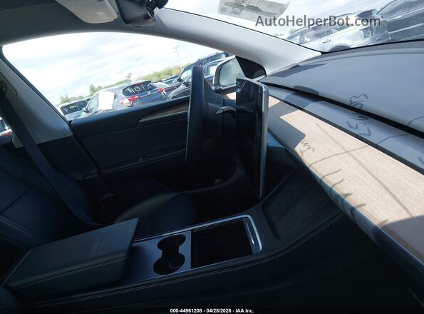 7SAYGDEE3RA256013 2024 TESLA MODEL Y White 