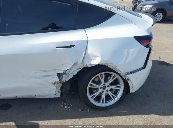 7SAYGDEE5PA090221 2023 TESLA MODEL Y White 