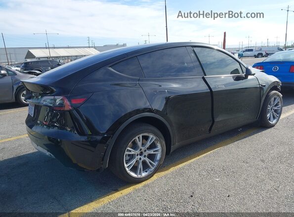 7SAYGDEE5PA154743 2023 TESLA MODEL Y Black Հետևի աջ
