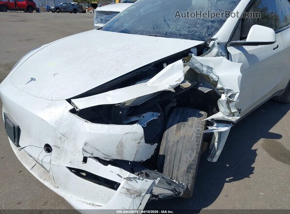7SAYGDEE5PF763477 2023 TESLA MODEL Y White Widok z przodu