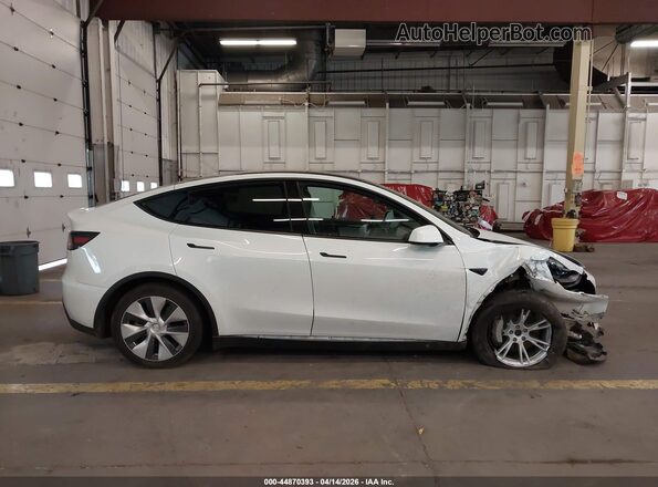 7SAYGDEE5PF788671 2023 TESLA MODEL Y White Вид задньої частини салону
