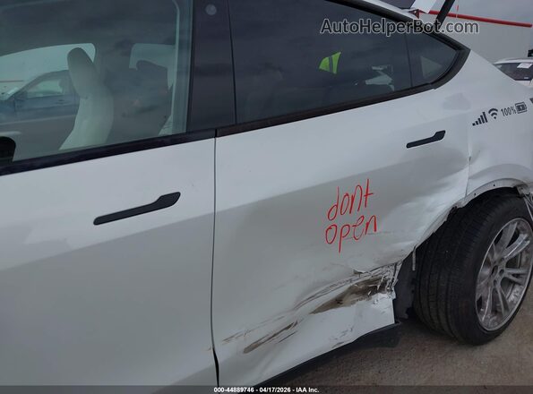 7SAYGDEE6PA094956 2023 TESLA MODEL Y White Vista frontal