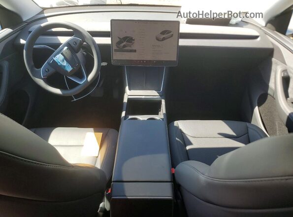 7SAYGDEE6TA583626 2026 TESLA MODEL White წინა პანელის ხედი
