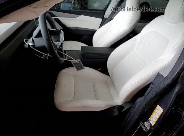 7SAYGDEE6TF354267 2026 TESLA MODEL Charcoal წინა სალონის ხედი