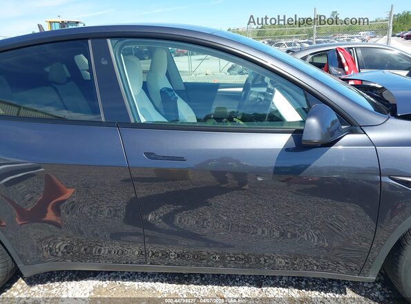 7SAYGDEE7RA252823 2024 TESLA MODEL Y Blue Սալոնի 360 աստիճան տեսք