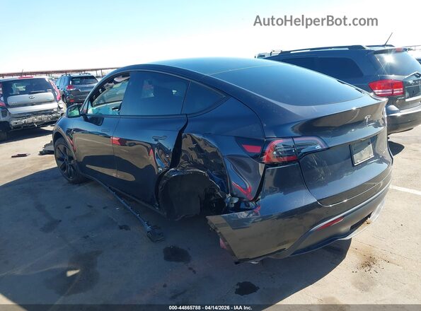 7SAYGDEE7RF163837 2024 TESLA MODEL Y Gray 