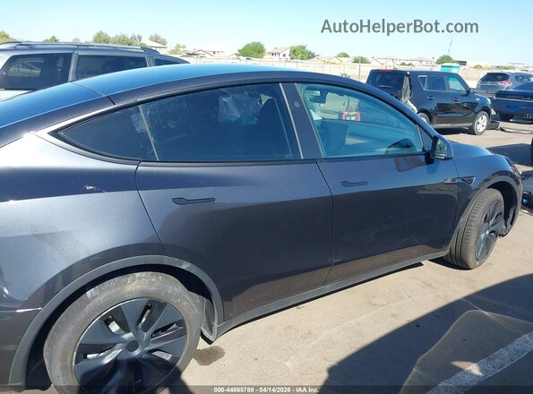 7SAYGDEE7RF163837 2024 TESLA MODEL Y Gray 