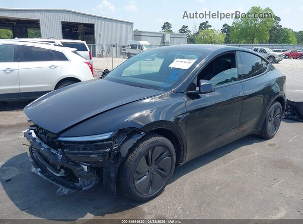 7SAYGDEE7TA628539 2026 TESLA MODEL Y Black Front left