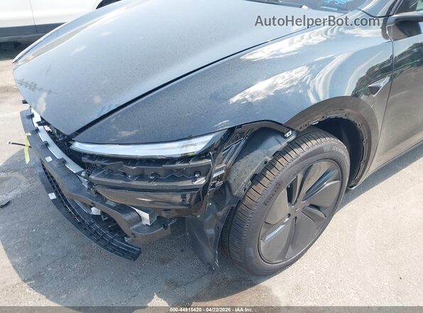 7SAYGDEE7TA628539 2026 TESLA MODEL Y Black Front view