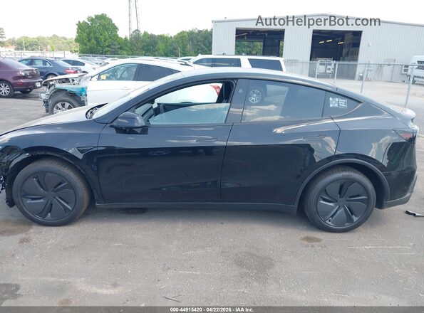 7SAYGDEE7TA628539 2026 TESLA MODEL Y Black Rear interior view