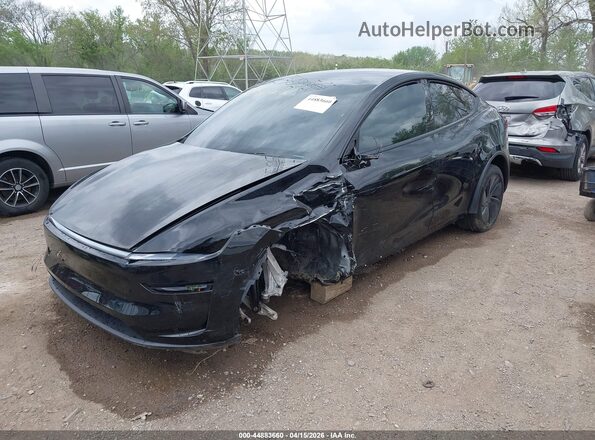 7SAYGDEE7TF412354 2026 TESLA MODEL Y Черный Передняя левая четверть