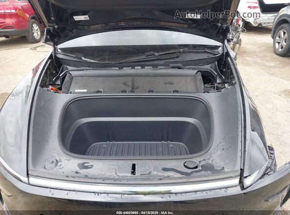 7SAYGDEE7TF412354 2026 TESLA MODEL Y Черный Вид сзади