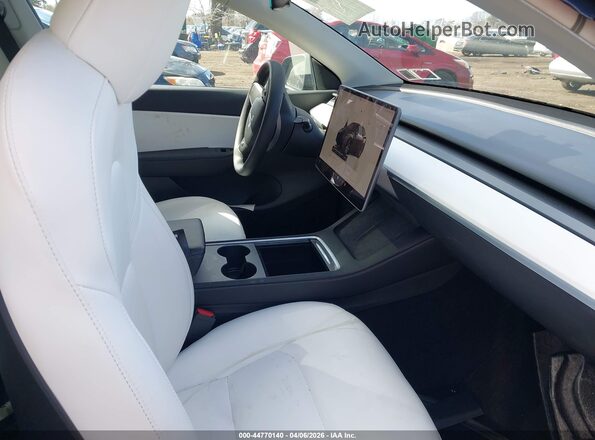 7SAYGDEE8NF368626 2022 TESLA MODEL Y Black წინა სალონის ხედი