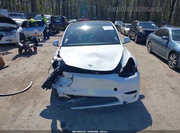 7SAYGDEE8PF805124 2023 TESLA MODEL Y White Widok zestawu wskaźników