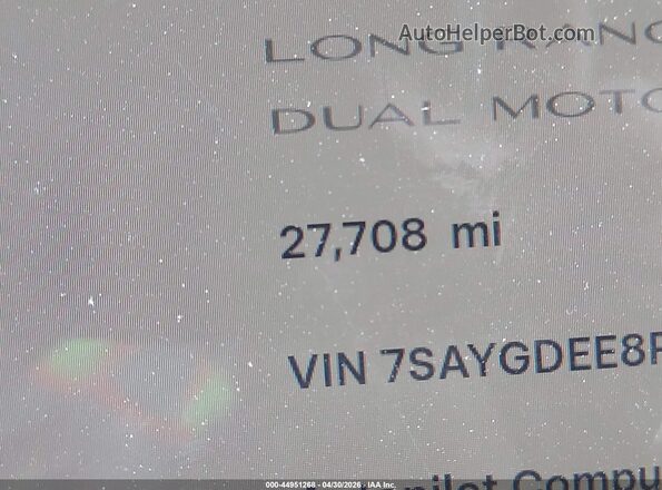 7SAYGDEE8PF834963 2023 TESLA MODEL Y Black Widok wnętrza 360 stopni