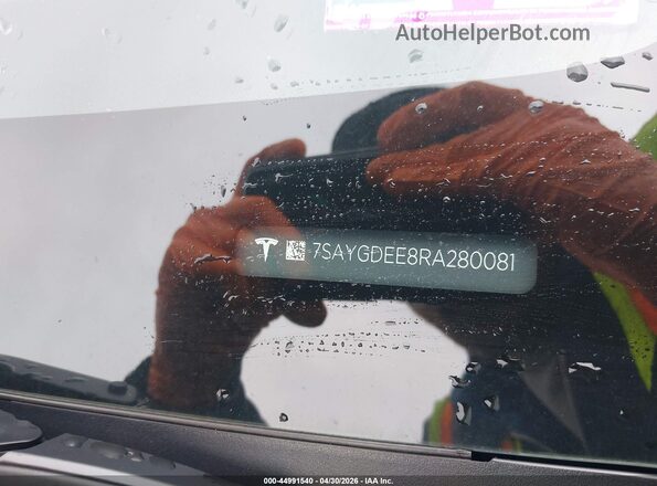 7SAYGDEE8RA280081 2024 TESLA MODEL Y Blue Vista del compartimento del motor