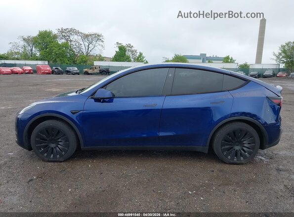 7SAYGDEE8RA280081 2024 TESLA MODEL Y Blue Vista interior de 360 grados