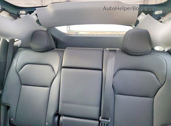 7SAYGDEE8TA390068 2026 TESLA MODEL Blue Vista de los asientos traseros