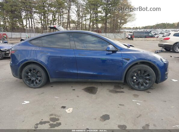 7SAYGDEE9PF766981 2023 TESLA MODEL Y Dark Blue Vista del cuadro de instrumentos