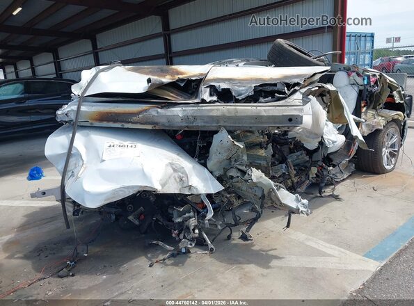 7SAYGDEE9RA253701 2024 TESLA MODEL Y White Առջևի ձախ երեք քառորդ տեսարան
