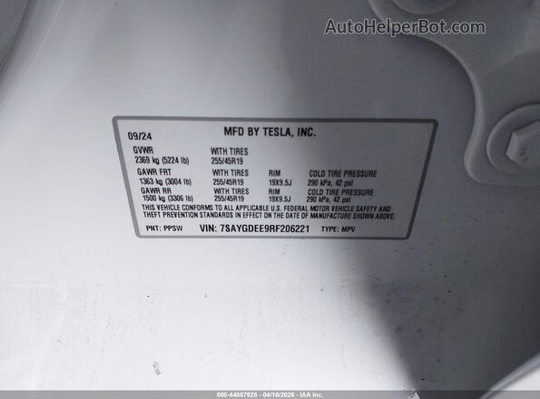 7SAYGDEE9RF206221 2024 TESLA MODEL Y White Շարժիչի բաժամունքի տեսք