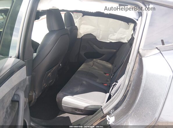 7SAYGDEE9TA668105 2026 TESLA MODEL Y Gray Widok naklejki z numerem VIN