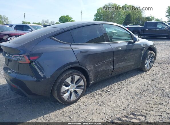 7SAYGDEEXRA262679 2024 TESLA MODEL Y Gray Trasero derecho
