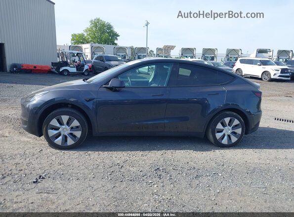 7SAYGDEEXRA262679 2024 TESLA MODEL Y Gray Vista interior de 360 grados
