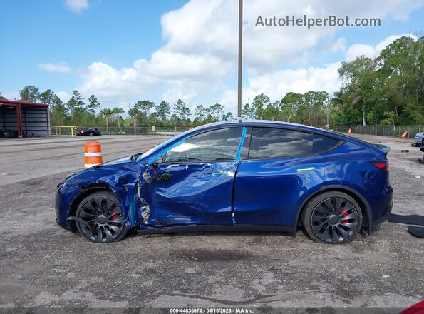 7SAYGDEF1RA285373 2024 TESLA MODEL Y Синий Вид задней части салона