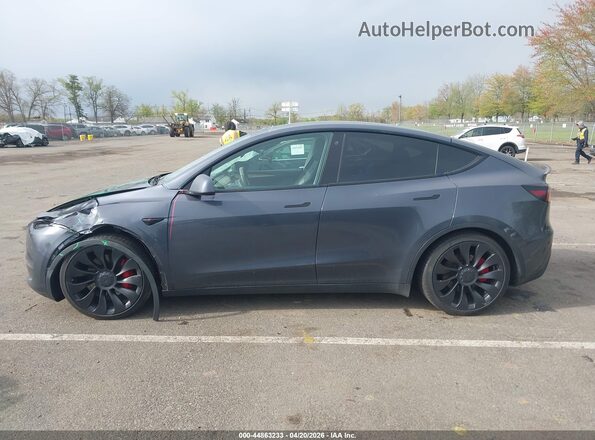 7SAYGDEF2NF537029 2022 TESLA MODEL Y Серый Панорамный вид салона 360°