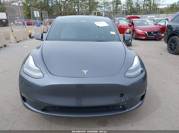 7SAYGDEF4PF647213 2023 TESLA MODEL Y Gray Vista del cuadro de instrumentos
