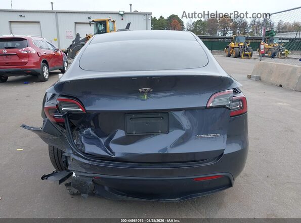 7SAYGDEF4PF647213 2023 TESLA MODEL Y Gray 