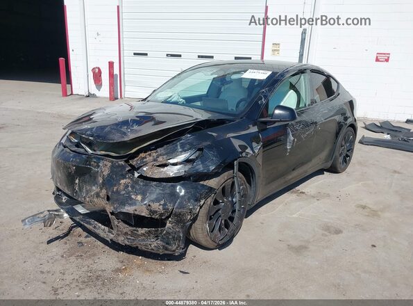 7SAYGDEF6NF505359 2022 TESLA MODEL Y Black Front left
