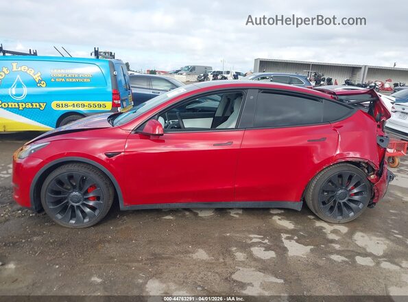 7SAYGDEF9NF410567 2022 TESLA MODEL Y Red Vista interior de 360 grados