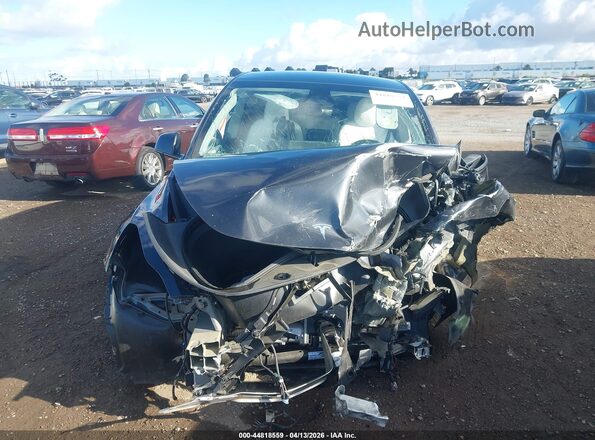 7SAYGDEF9RF053655 2024 TESLA MODEL Y Gray Սարքավորումների վահանակի տեսք