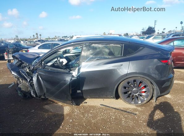 7SAYGDEF9RF053655 2024 TESLA MODEL Y Gray Սալոնի 360 աստիճան տեսք